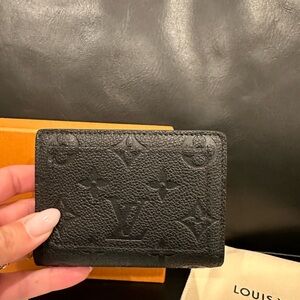 Louis Vuitton Clea Leather Wallet - Black Like New